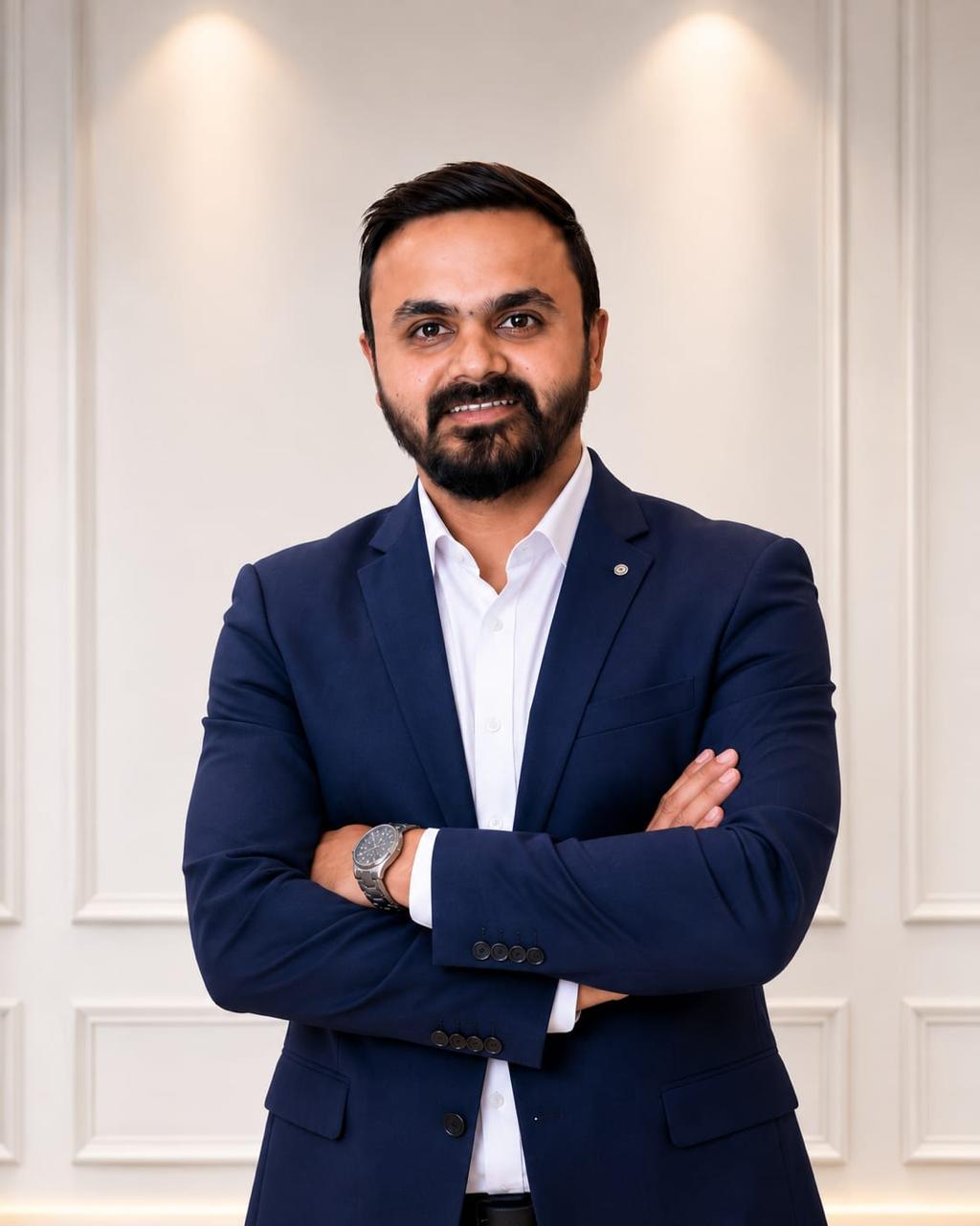 CS Mayank Jain