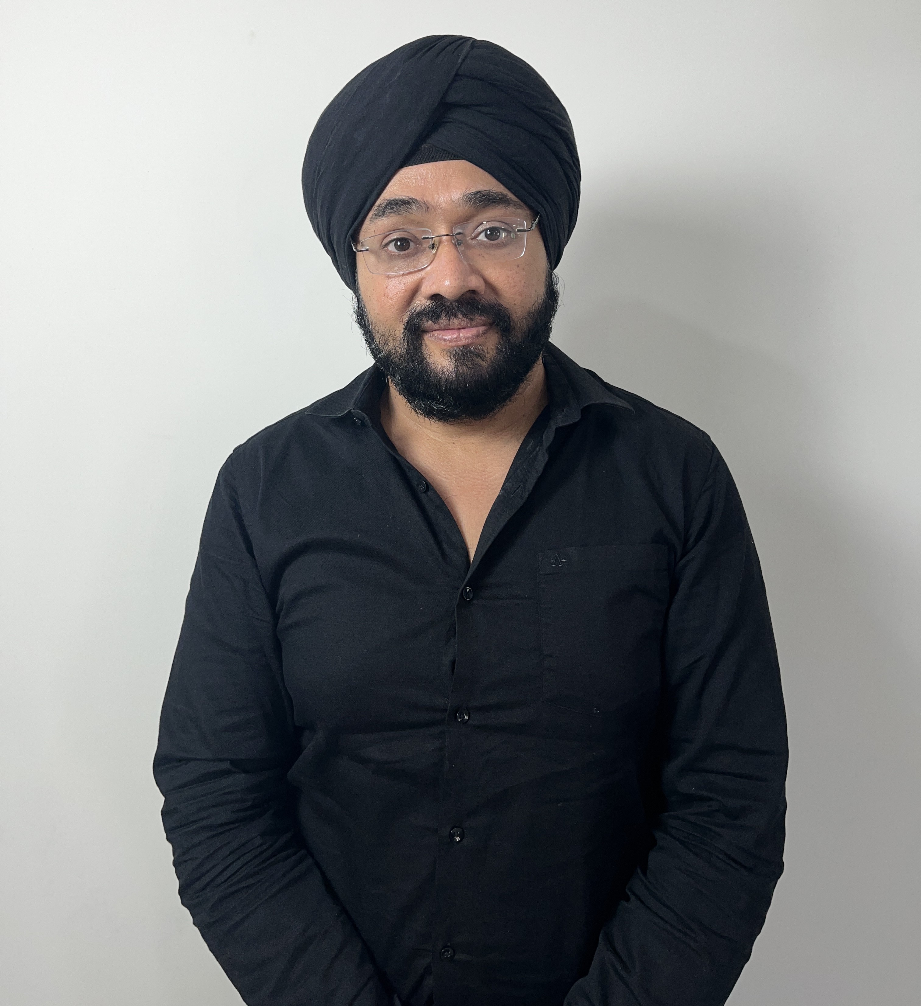 Prof. Ravijeet Khanuja
